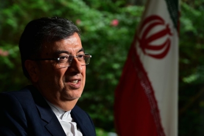 سفیر کشورمان در مصاحبه با روزنامه کریا تایمز، خواستار آزادسازی دارایی&zwnj;های مسدود شده ایران در بانک های کره ای شد